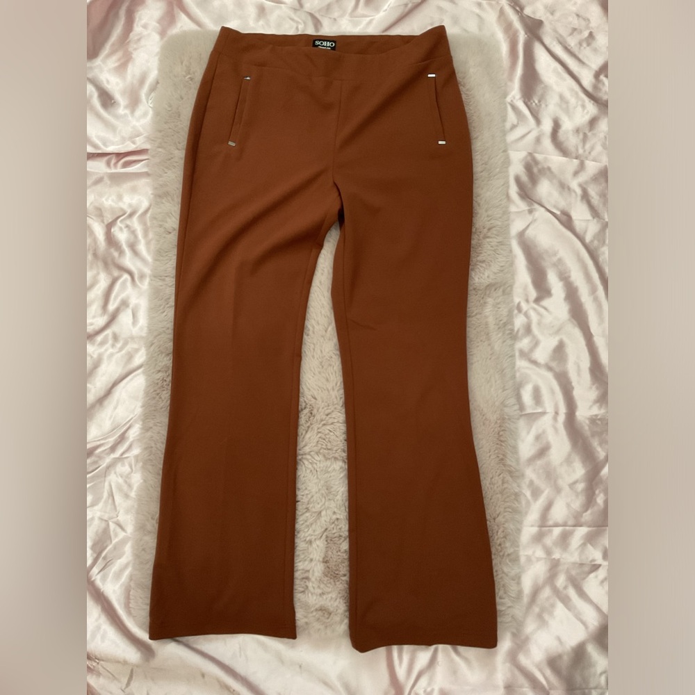 Brown Trousers 🤎